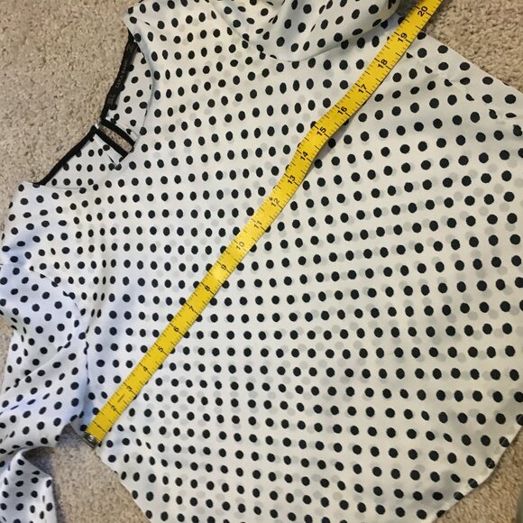 Zara Monochrome Polka Dot Print Long Sleeve Cropped Top - Picture 12 of 15
